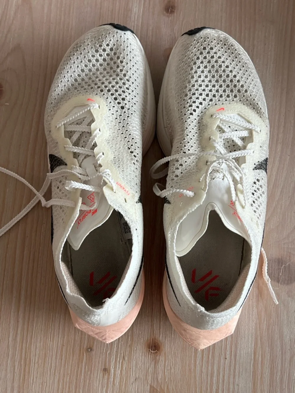 Nike Vaporfly white and pink Size 9